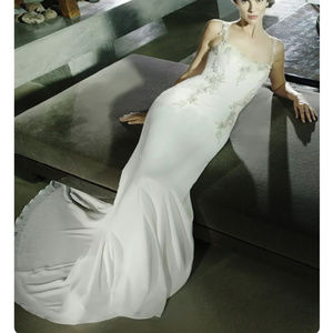 Wedding Dress/ Prom Dress